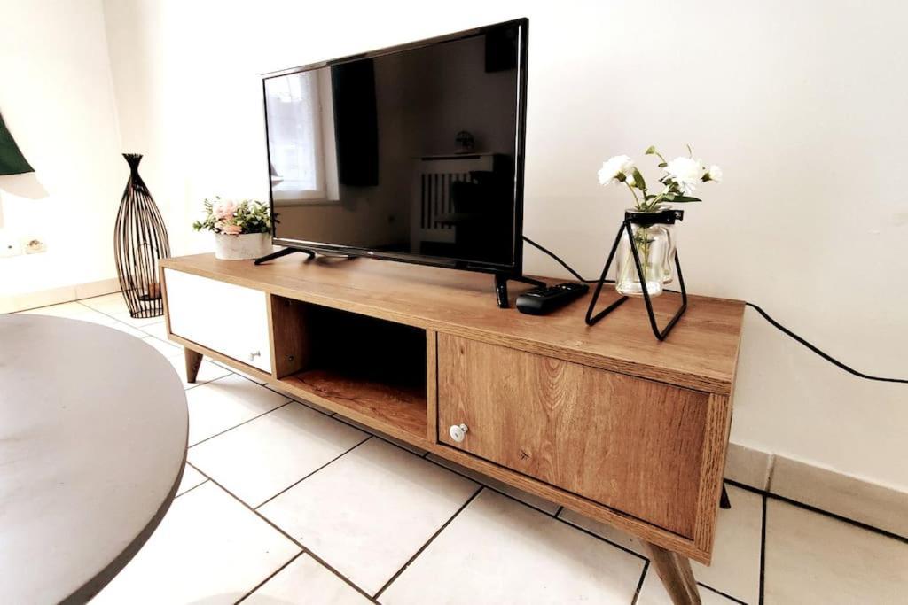 Logement Entier Proche Tribunaux Douai Ngoại thất bức ảnh